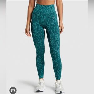 Gymshark Adapt Animal Seamless
Leggings - Butterfly | Teal | Gymshark - Small